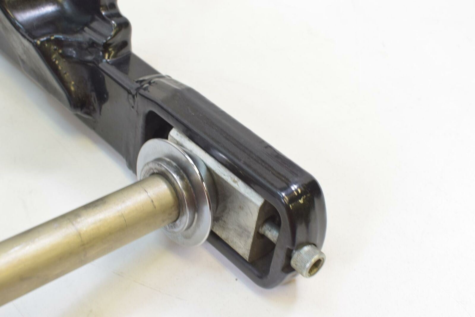 2009 Harley FXDFSE CVO Dyna Fat Bob Rear Swingarm With Belt Guards 48656-09B {{ shop.shopifyCountryName }} - Mototech271