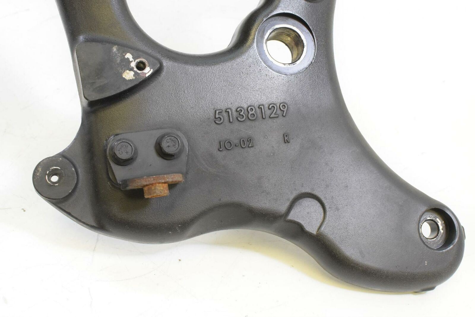 2014 Indian Chief Vintage Right Main Frame Plate Mount Bracket Support 5138129 {{ shop.shopifyCountryName }} - Mototech271