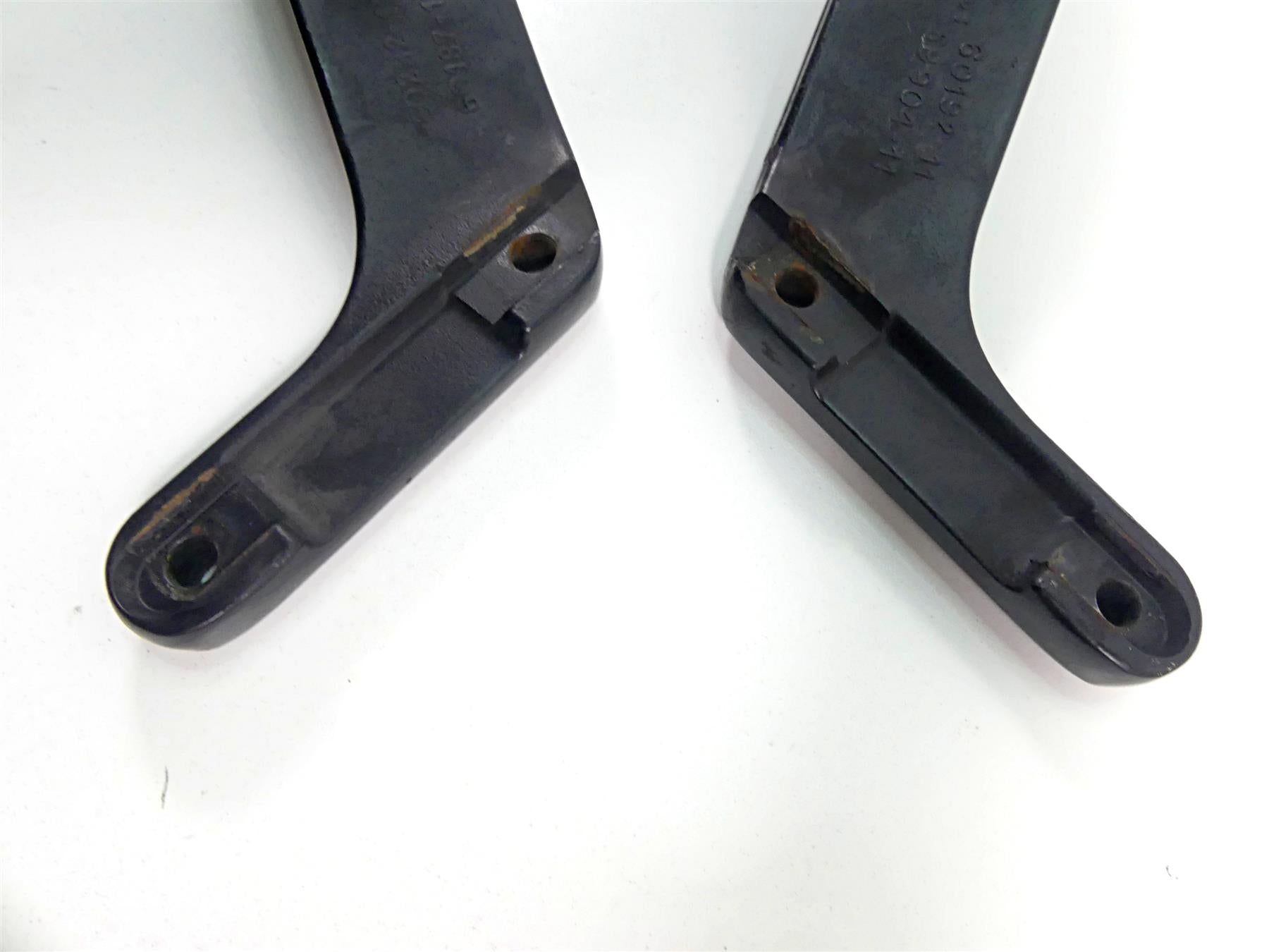 2011 Harley Softail FXS Blackline Rear Black Fender Support Strut Set 60187-11 {{ shop.shopifyCountryName }} - Mototech271
