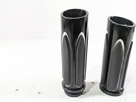 2015 Harley Touring FLHXS Street Glide Arlen Ness Black Deep Cut Grips 07-053 {{ shop.shopifyCountryName }} - Mototech271