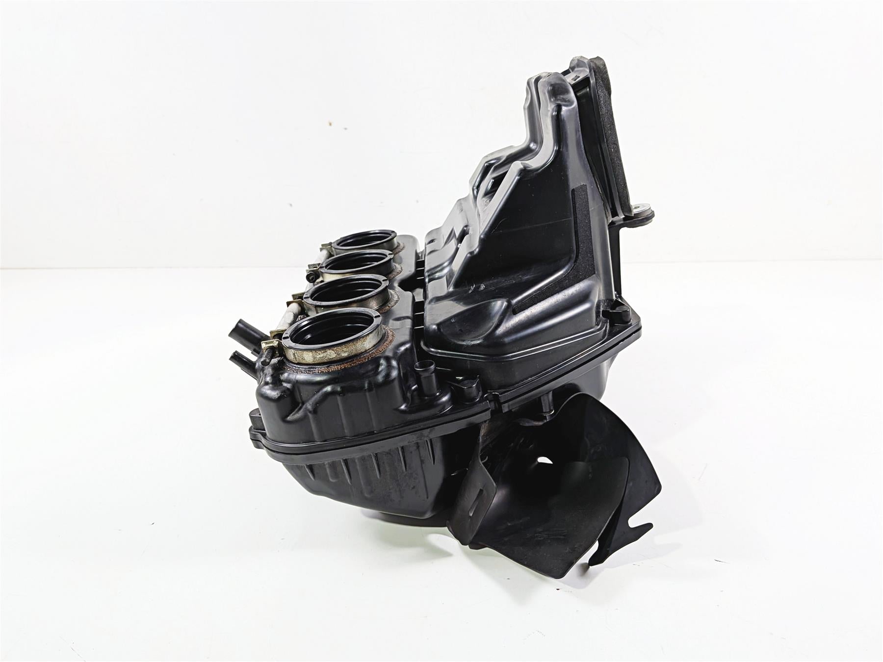 2022 Kawasaki ZX10R ZX1000 Ninja Air Box Filter Cleaner & Injectors 11010-1807 {{ shop.shopifyCountryName }} - Mototech271