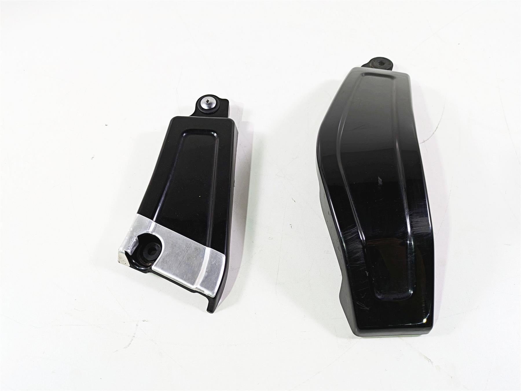 2016 Suzuki M109R VZR1800 Boulevard Swingarm Side Cover Set 47140-48G10-019 | Mototech271
