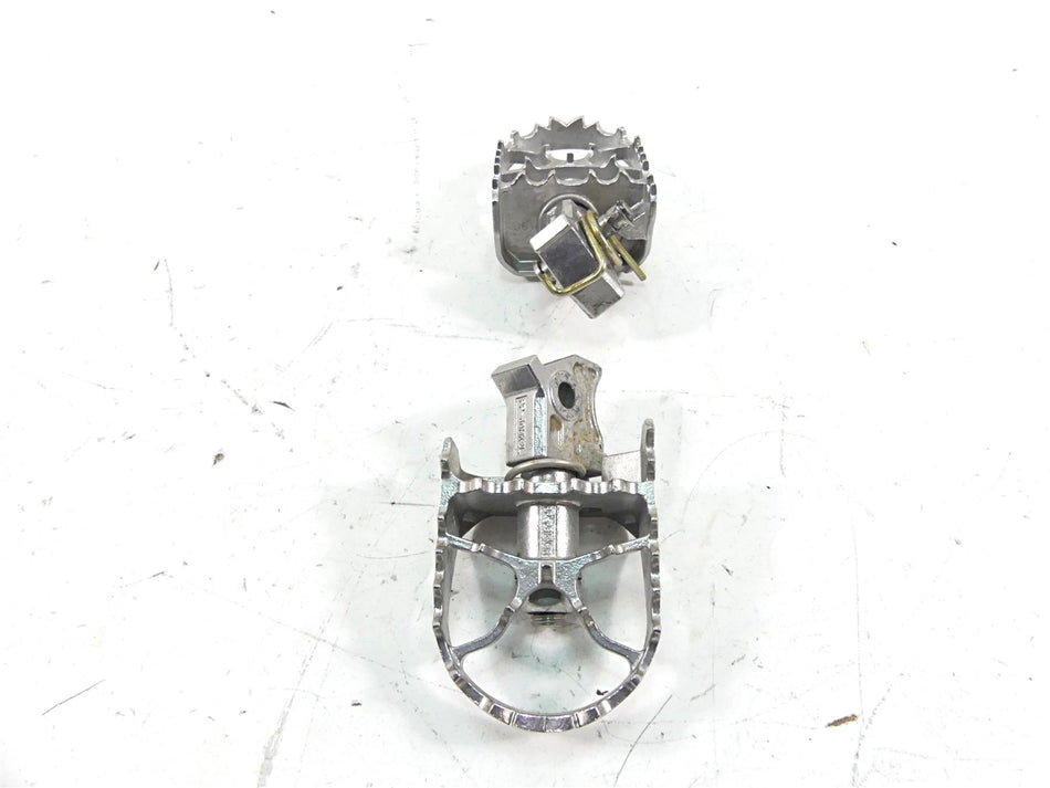 2015 BMW R1200GS GSW K50 Pivotpegz Mk3 Front Footpeg Set -Read PP-PBMK-3 {{ shop.shopifyCountryName }} - Mototech271