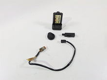 Load image into Gallery viewer, 2008 Harley FXCWC Softail Rocker Tssm Security Module Fob Antenna Set 69976-08
