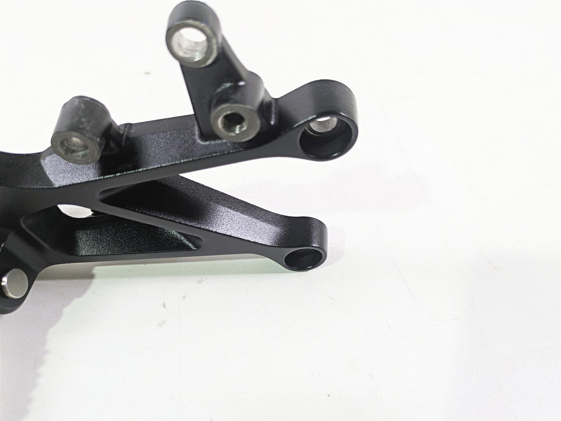 2024 Triumph Street Triple 765 R Right Rider Footpeg & Mount Set T2082980 {{ shop.shopifyCountryName }} - Mototech271