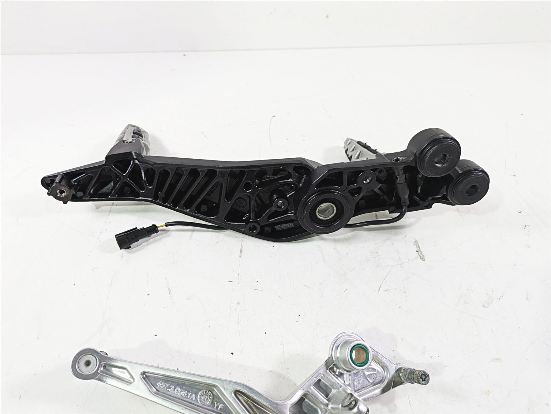2018 Ducati Hypermotard 939 SP Right Foot Peg Bracket & Brake Pedal 82412101CA {{ shop.shopifyCountryName }} - Mototech271