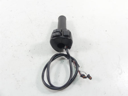 2018 Harley Softail FXBB Street Bob Right Hand Control Switch 71500462 {{ shop.shopifyCountryName }} - Mototech271