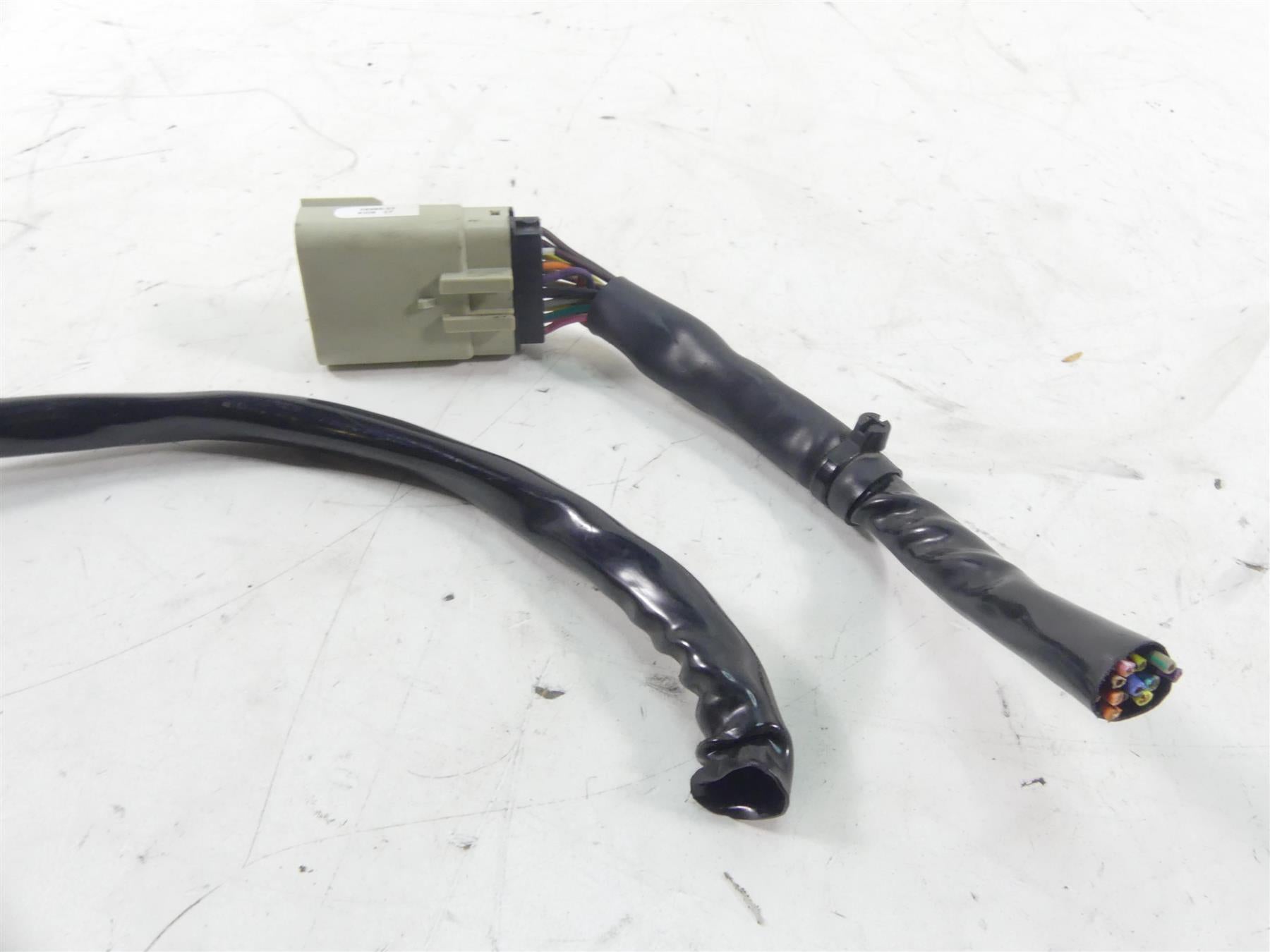 2007 Harley FLHTCU SE2 CVO Electra Glide Left Hand Control Switch 71682-06A {{ shop.shopifyCountryName }} - Mototech271