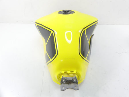 2015 Yamaha MT09 FZ09 Yellow Fuel Gas Petrol Tank -No Dents 1RC-24110-00-00 {{ shop.shopifyCountryName }} - Mototech271