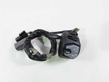 2023 Suzuki GSX1300 RR Hayabusa Left Blinker Control Switch - Read 37400-10L01 {{ shop.shopifyCountryName }} - Mototech271