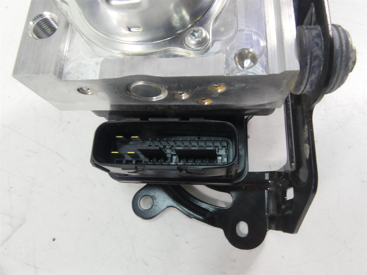 2021 Honda Talon SXS1000 S2X 1000R Nissin Abs Brake Pump Module 57110-HL6-A01 {{ shop.shopifyCountryName }} - Mototech271