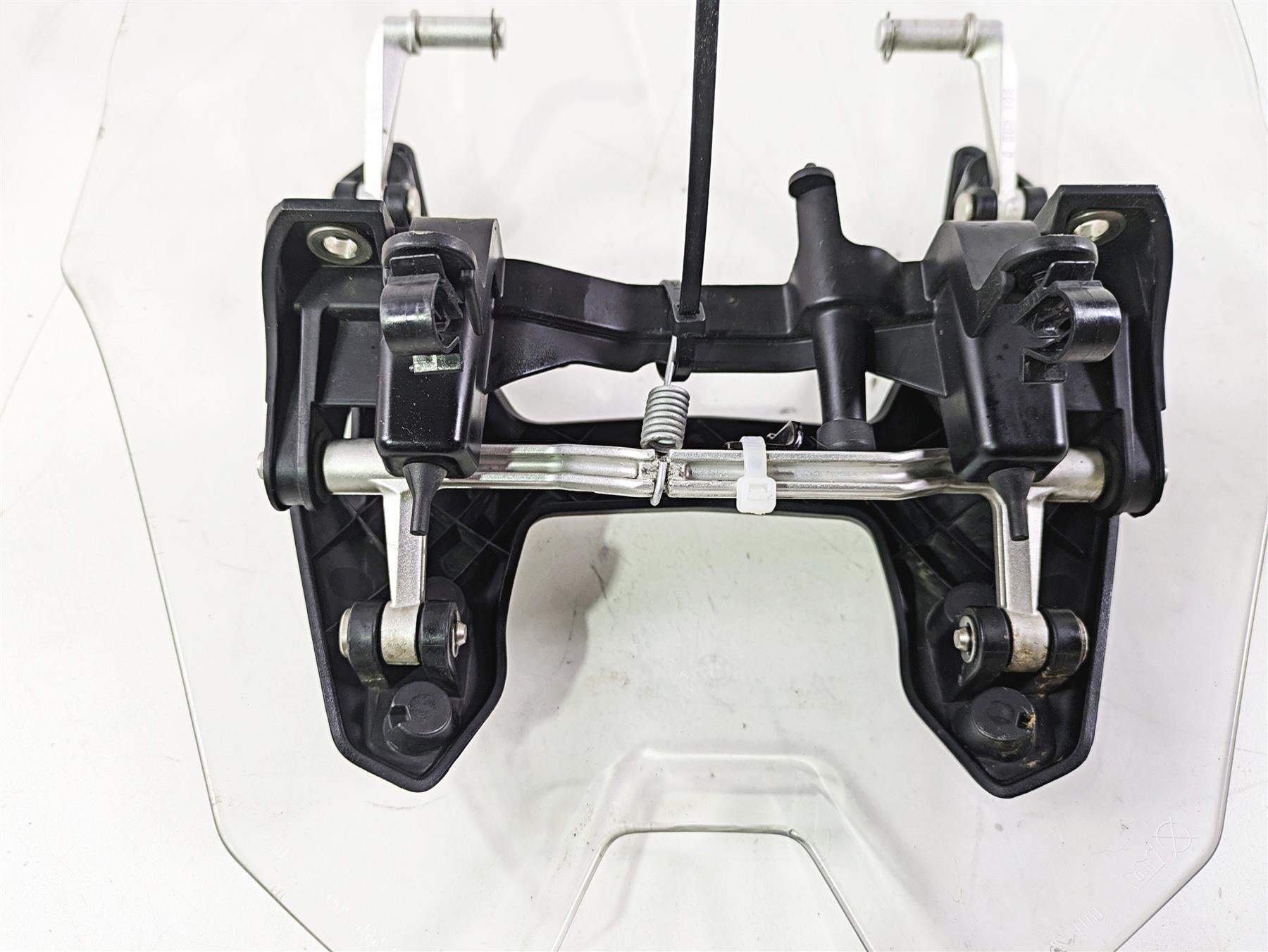 2016 BMW R1200RS K54 Windshield & Mount Carrier Holder 46638545299 46638545307 {{ shop.shopifyCountryName }} - Mototech271