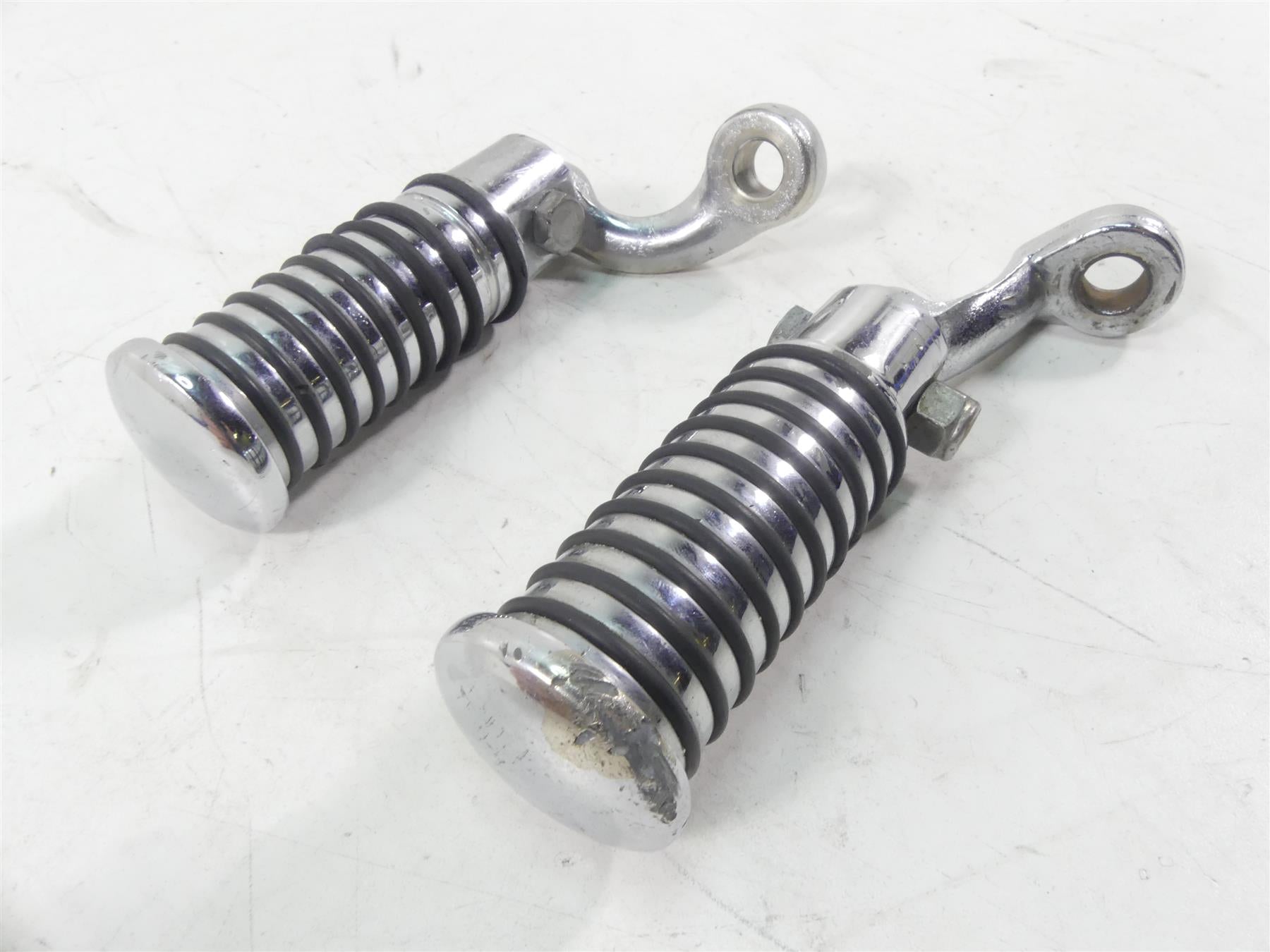 1978 Harley XLH1000 Sportster Ironhead Front Left Right Footpeg Set 50948-75 {{ shop.shopifyCountryName }} - Mototech271