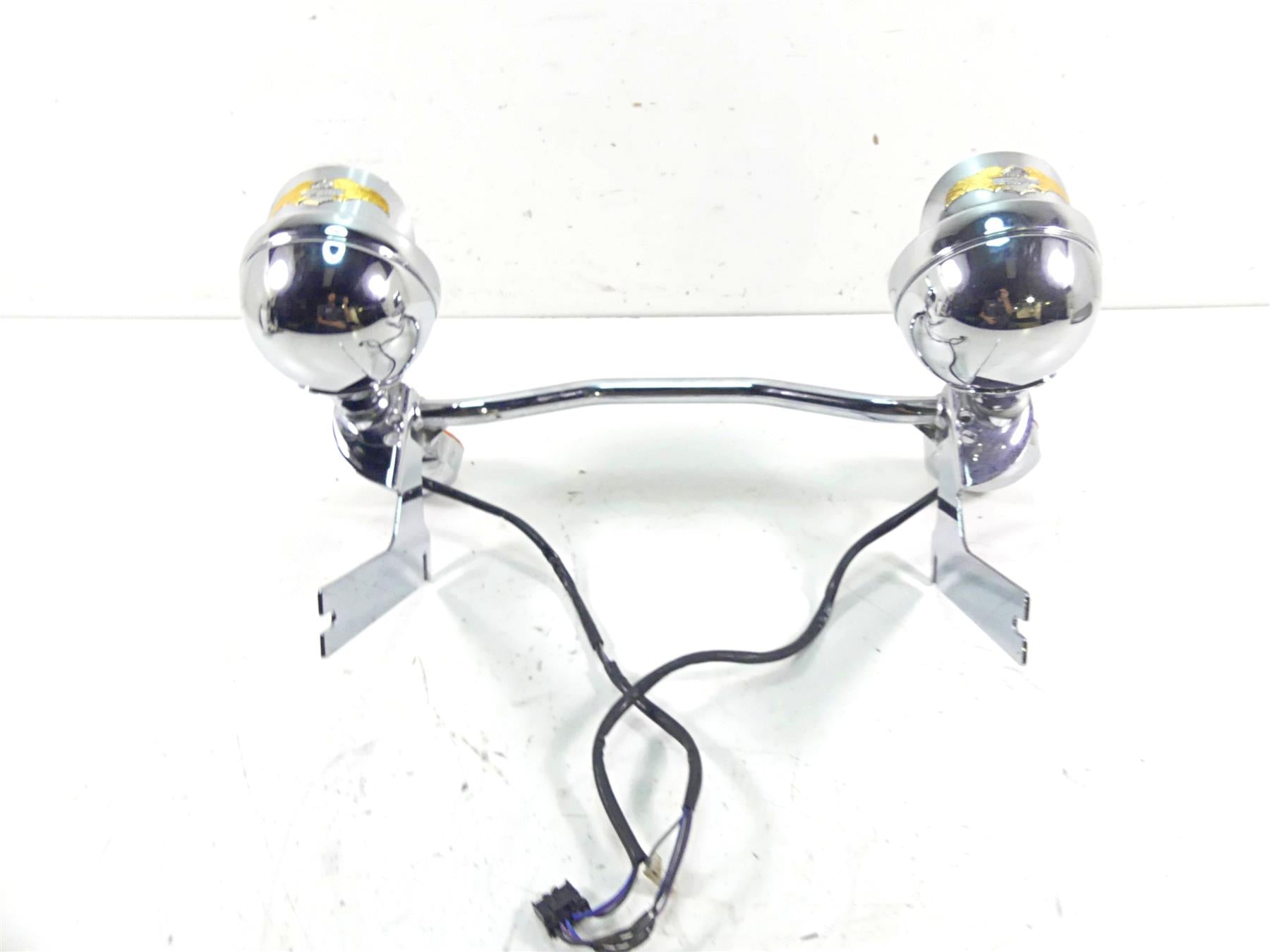 2010 Harley Touring FLHRC Road King Front Spotlight Blinker Bar -Read 68712-94A {{ shop.shopifyCountryName }} - Mototech271