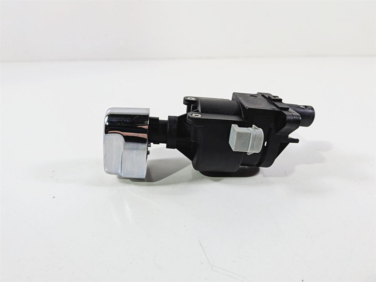 2017 Harley Touring FLHXS Street Glide Ignition Switch Key Set Chrome Knob 71400013B {{ shop.shopifyCountryName }} - Mototech271