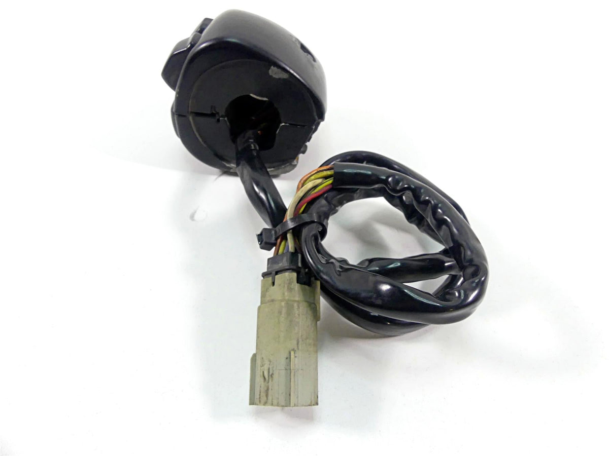 2014 Harley VRSCF Muscle V-Rod Left Hand Control Switch 71682-06A 71685-06A {{ shop.shopifyCountryName }} - Mototech271