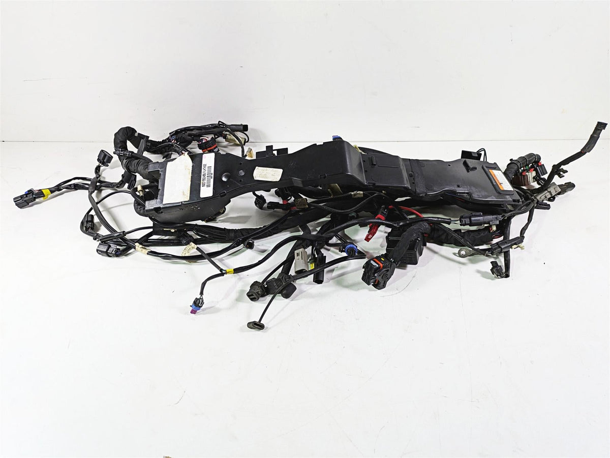 2017 Harley Touring FLHTKSE CVO E-Glide Main Wiring Harness Abs - Read 69201552 {{ shop.shopifyCountryName }} - Mototech271