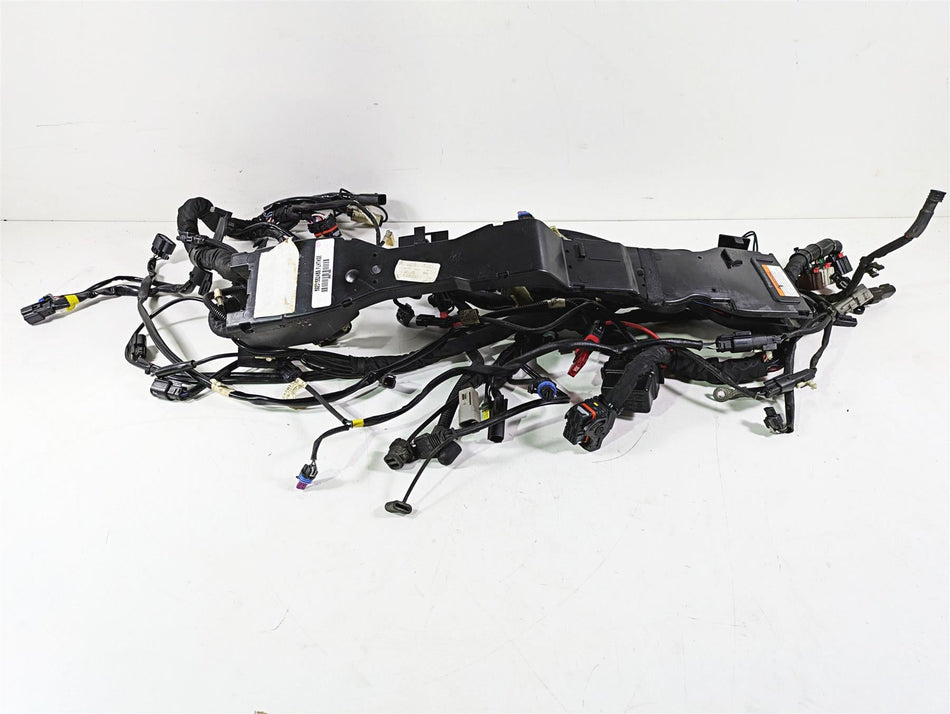 2017 Harley Touring FLHTKSE CVO E-Glide Main Wiring Harness Abs - Read 69201552 {{ shop.shopifyCountryName }} - Mototech271