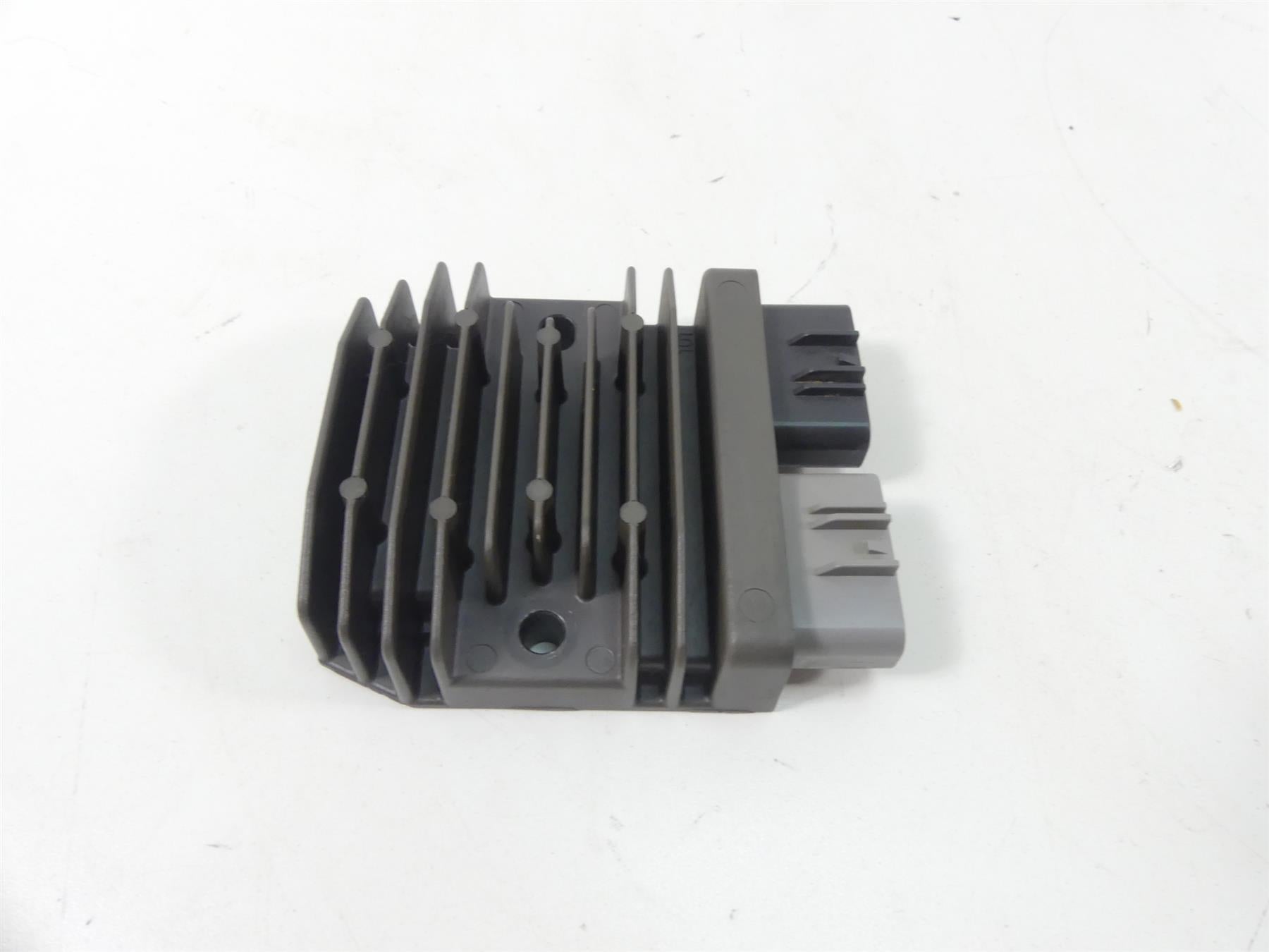 2018 Yamaha YXZ1000R EPS SS Rectifier Voltage Regulator FH020AA 1D7-81960-01-00 {{ shop.shopifyCountryName }} - Mototech271