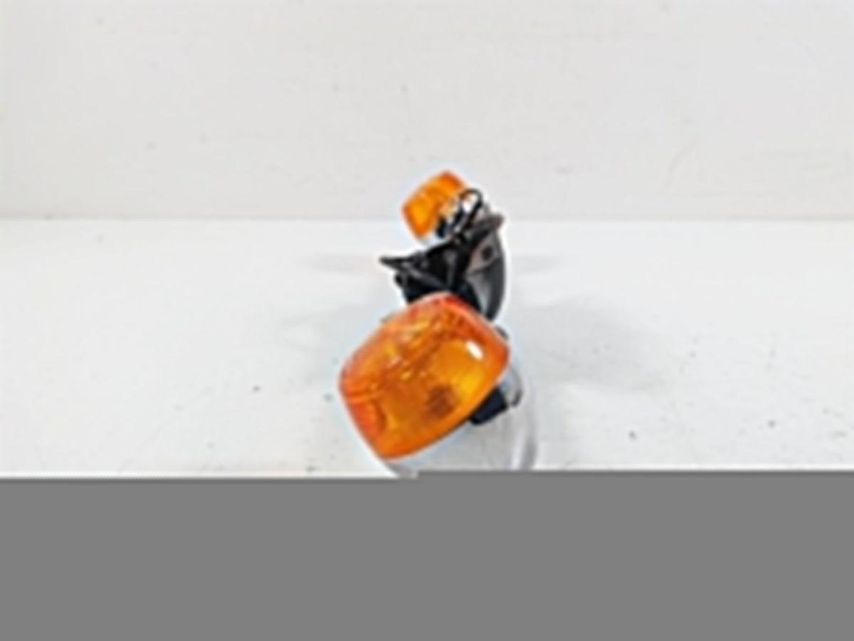 2011 Triumph America Rear Blinker Bar Turn Signal Set T2700708 {{ shop.shopifyCountryName }} - Mototech271