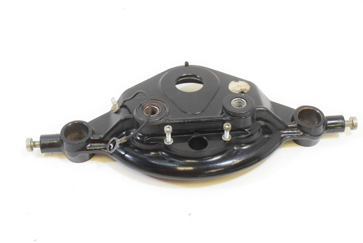 2003 Harley Touring FLHTC Electra Glide Upper Triple Tree Clamp 45435-95 {{ shop.shopifyCountryName }} - Mototech271
