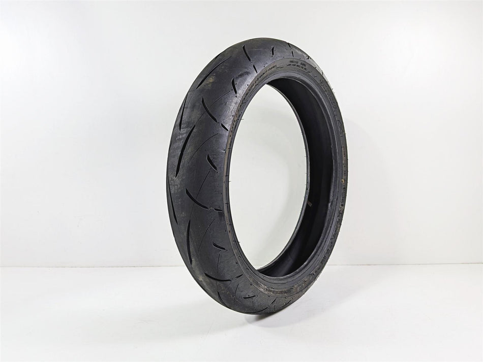 Used Front Motorcycle Tire Dunlop Sportmax Roadsport 2 120/70-R17 58W DOT2624 45238704-Mototech271