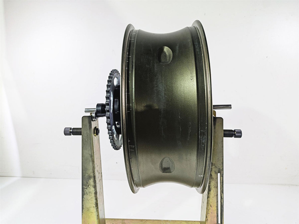2009 Yamaha FZ1 FZS10 Fazer Straight 17x6 Rear Wheel Rim 5VY-25338-00-P2 {{ shop.shopifyCountryName }} - Mototech271
