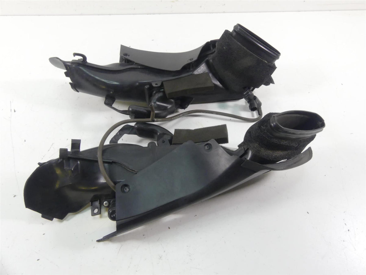 2015 Honda CBR1000 RR SC59 Upper Air Intake Duct Ram Set 64380-MGP-A00 {{ shop.shopifyCountryName }} - Mototech271