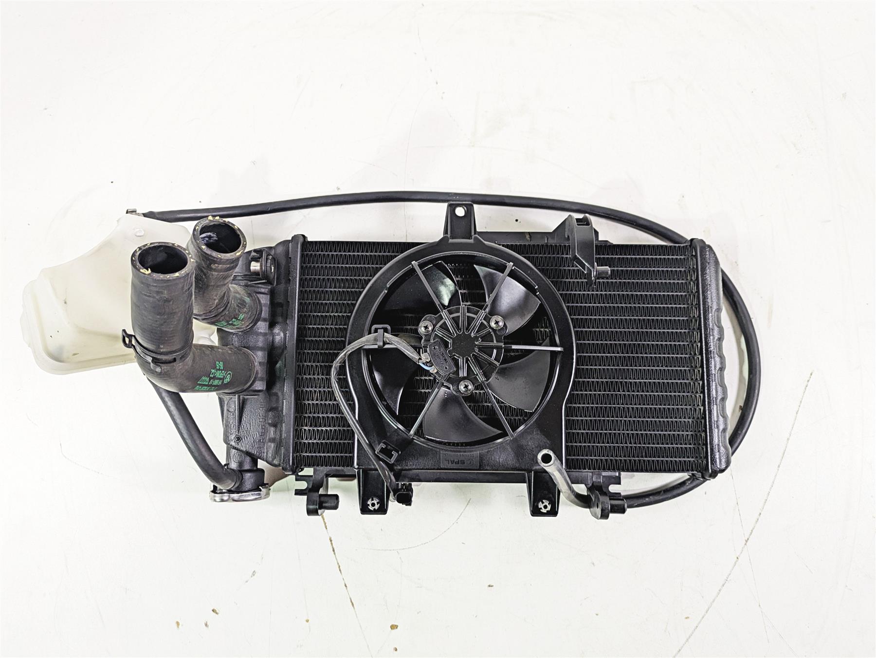 2016 BMW F800R K73 Radiator & Cover Fan Reservoir Set 7678284 16148556078 {{ shop.shopifyCountryName }} - Mototech271