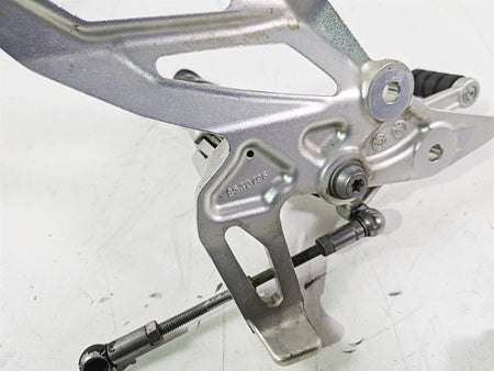 2016 BMW R1200RS K54 Left Rider Footpeg Set & Shifter 46718540796 {{ shop.shopifyCountryName }} - Mototech271