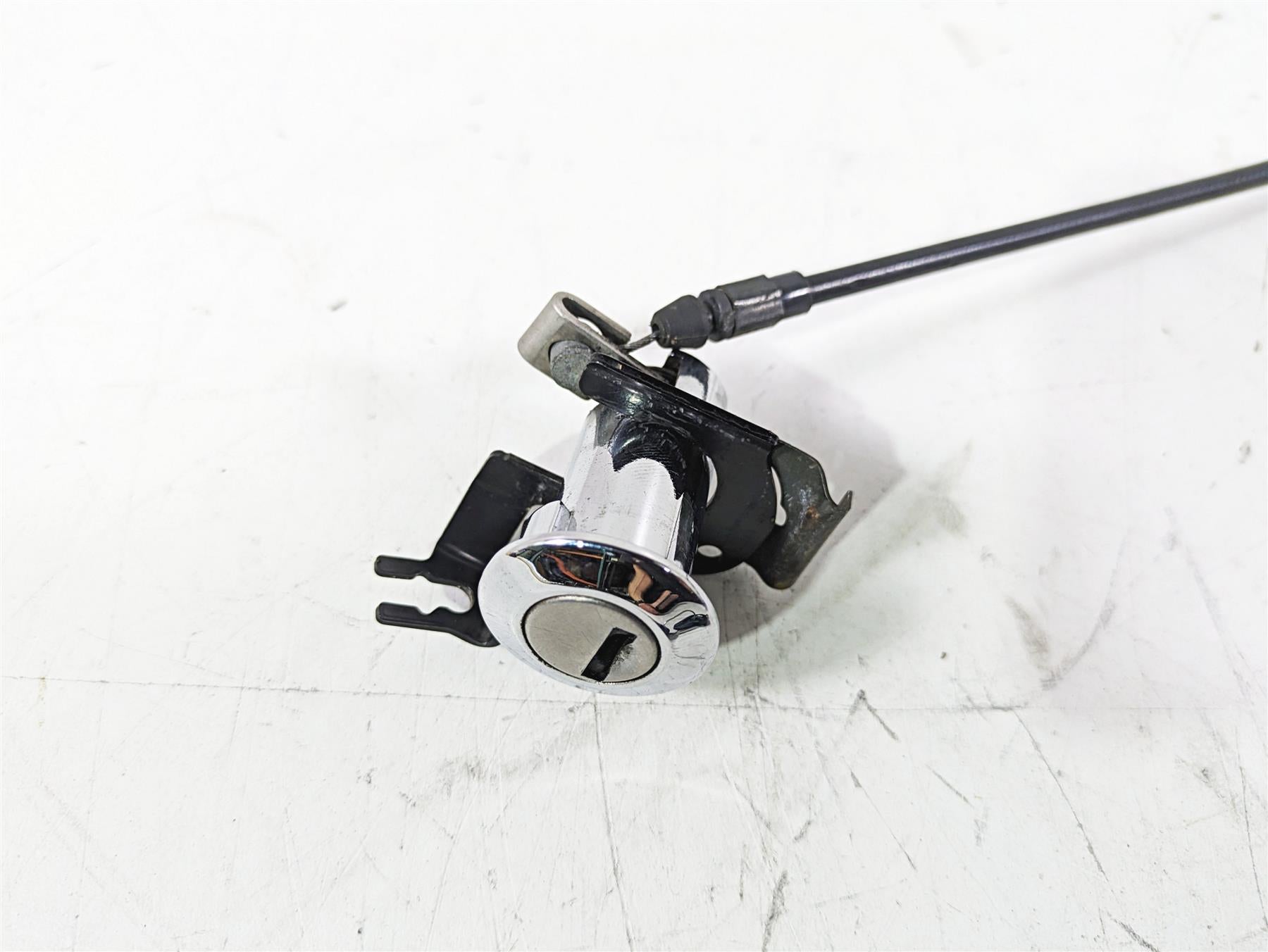 2020 Triumph Street Scrambler 900 Ignition Switch Key Lock Immobilizer T2509523 {{ shop.shopifyCountryName }} - Mototech271
