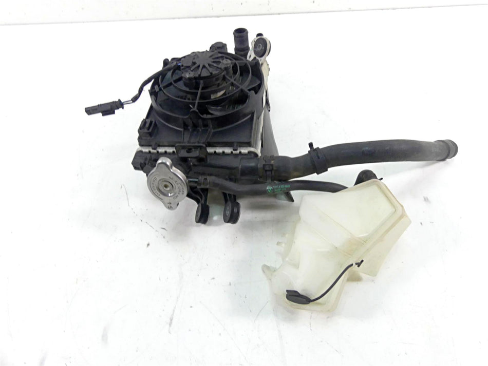 2016 BMW R1200GS Adv K51 Right Radiator Fan Reservoir & Cover 17118546416 {{ shop.shopifyCountryName }} - Mototech271