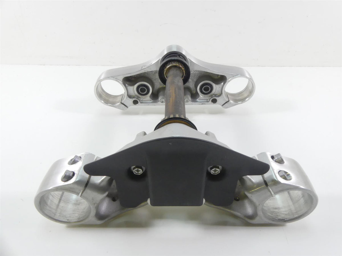 2007 Suzuki M109R VZR1800 Boulevard Upper & Lower Triple Tree 51410-48G00 {{ shop.shopifyCountryName }} - Mototech271