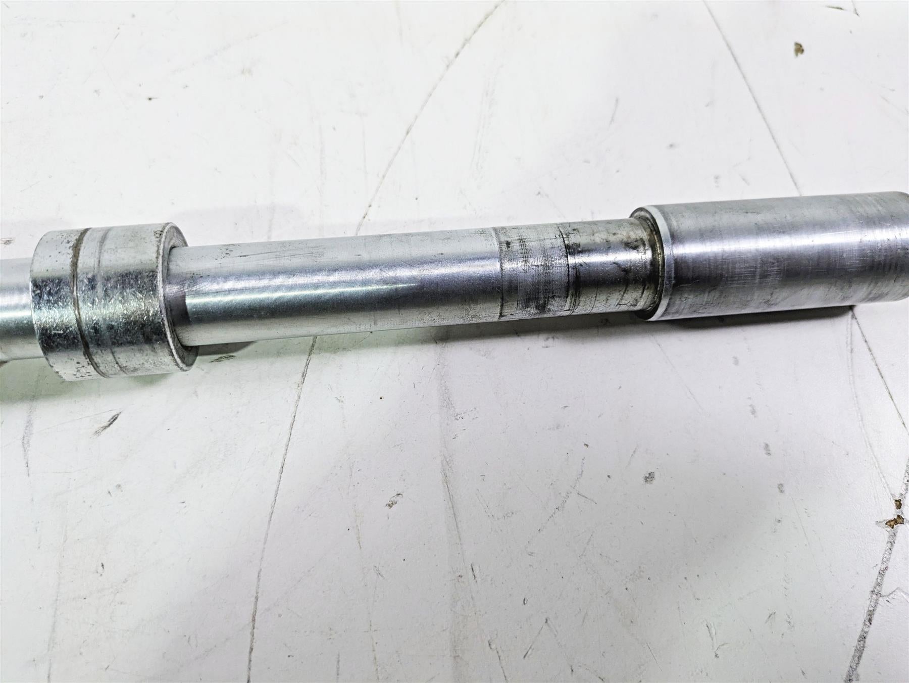 2012 Victory Cross Country Front Wheel Spindle Axle 5137439 5138509 {{ shop.shopifyCountryName }} - Mototech271