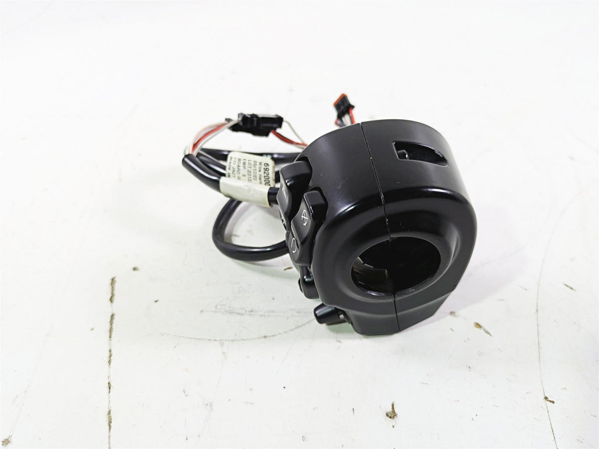 2016 Harley Touring FLTRX Road Glide Right Hand Control Switch 71500129C {{ shop.shopifyCountryName }} - Mototech271