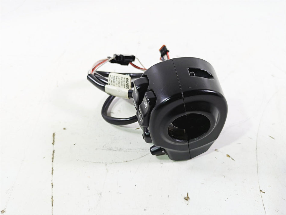 2016 Harley Touring FLTRX Road Glide Right Hand Control Switch 71500129C {{ shop.shopifyCountryName }} - Mototech271