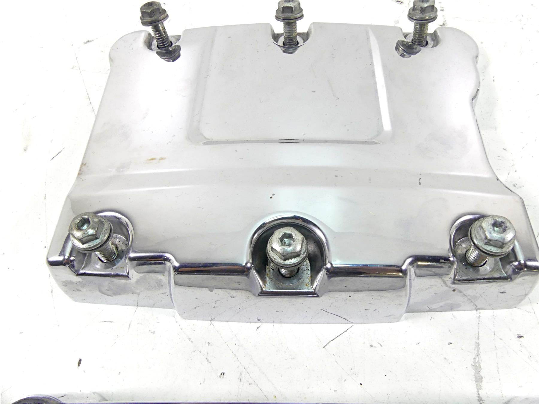 2002 Harley Touring FLHTC Electra Glide Rocker Box Chrome Valve Cover 17543-99 {{ shop.shopifyCountryName }} - Mototech271