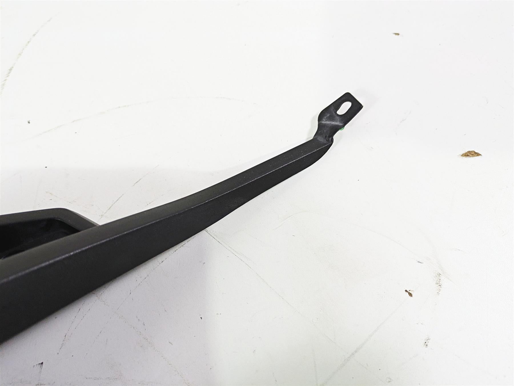 2017 BMW F800GS Adv K75 Right Main Tank Fairing Cover 46638530530 {{ shop.shopifyCountryName }} - Mototech271