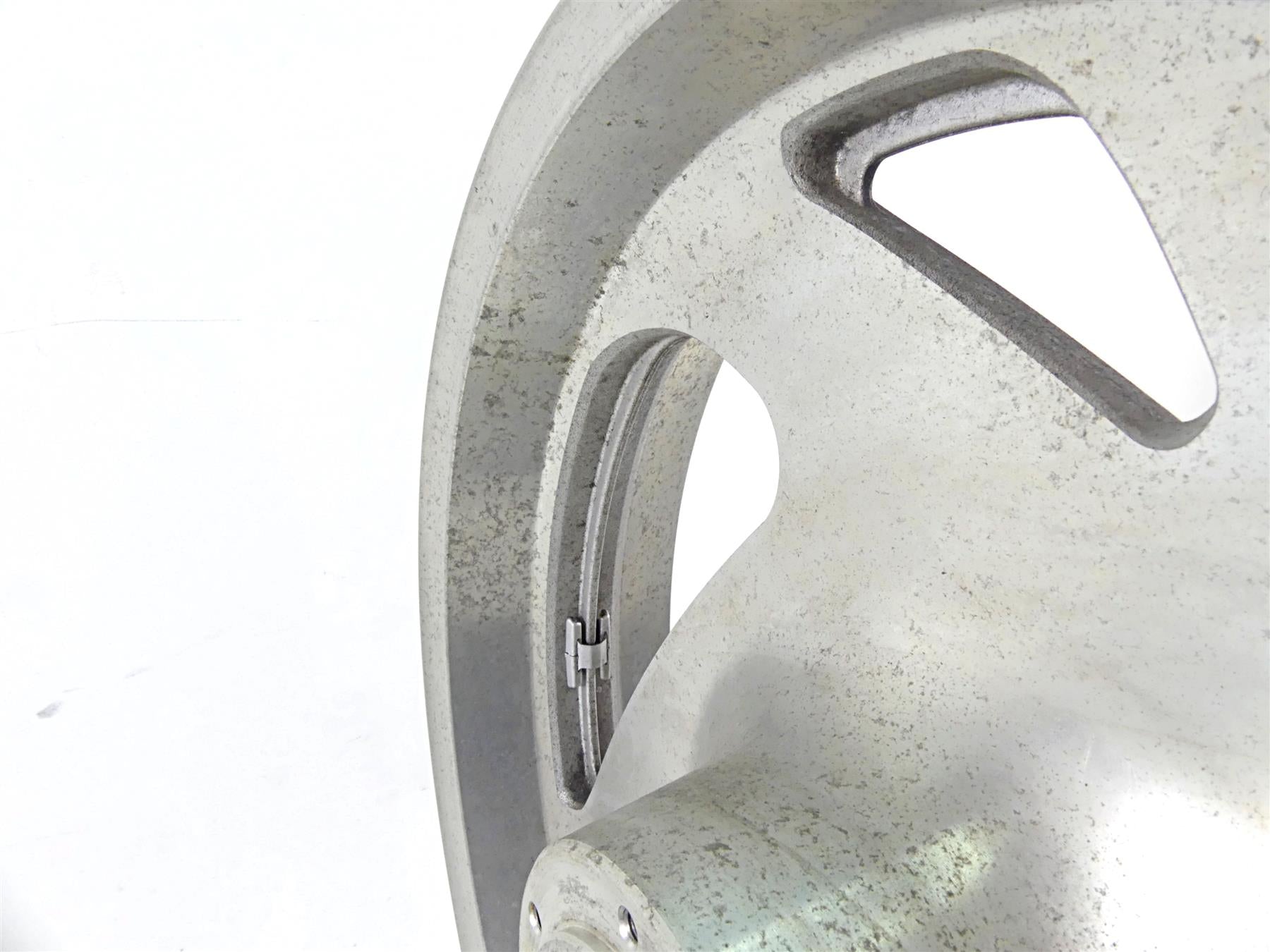 2007 Honda VTX1800 T2 Straight 17x3.5 Front Wheel Rim 44650-MCV-R10 {{ shop.shopifyCountryName }} - Mototech271