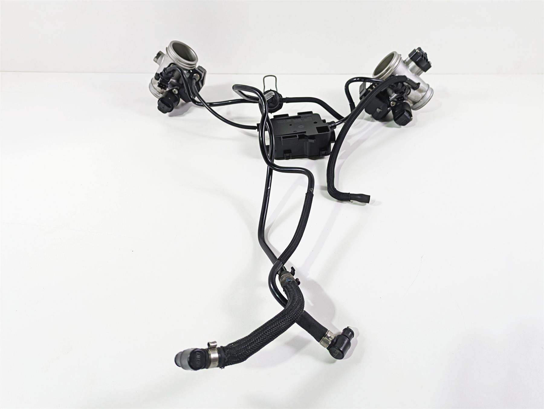2006 BMW R1200GS K255 Adv Throttle Body Set & Cables 13547672731 13547672732 {{ shop.shopifyCountryName }} - Mototech271