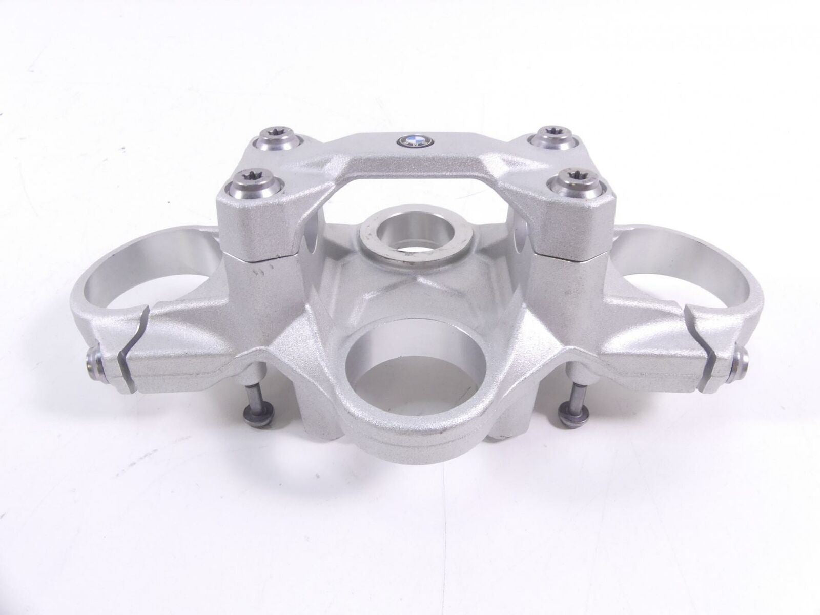 2020 BMW F900 R F900R K83 Upper Triple Tree Steering Clamp Risers 8404205 {{ shop.shopifyCountryName }} - Mototech271