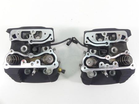 2013 Harley Touring FLHX Street Glide Cylinderhead Cylinder Head Set 17193-06A {{ shop.shopifyCountryName }} - Mototech271