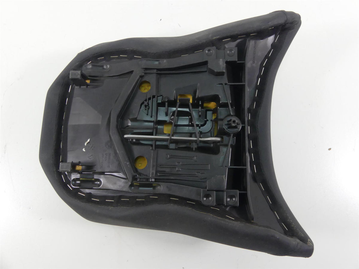 2013 BMW R1200GS GSW K50 Rear Passenger Pillion Seat Saddle - Read 52538536863 {{ shop.shopifyCountryName }} - Mototech271