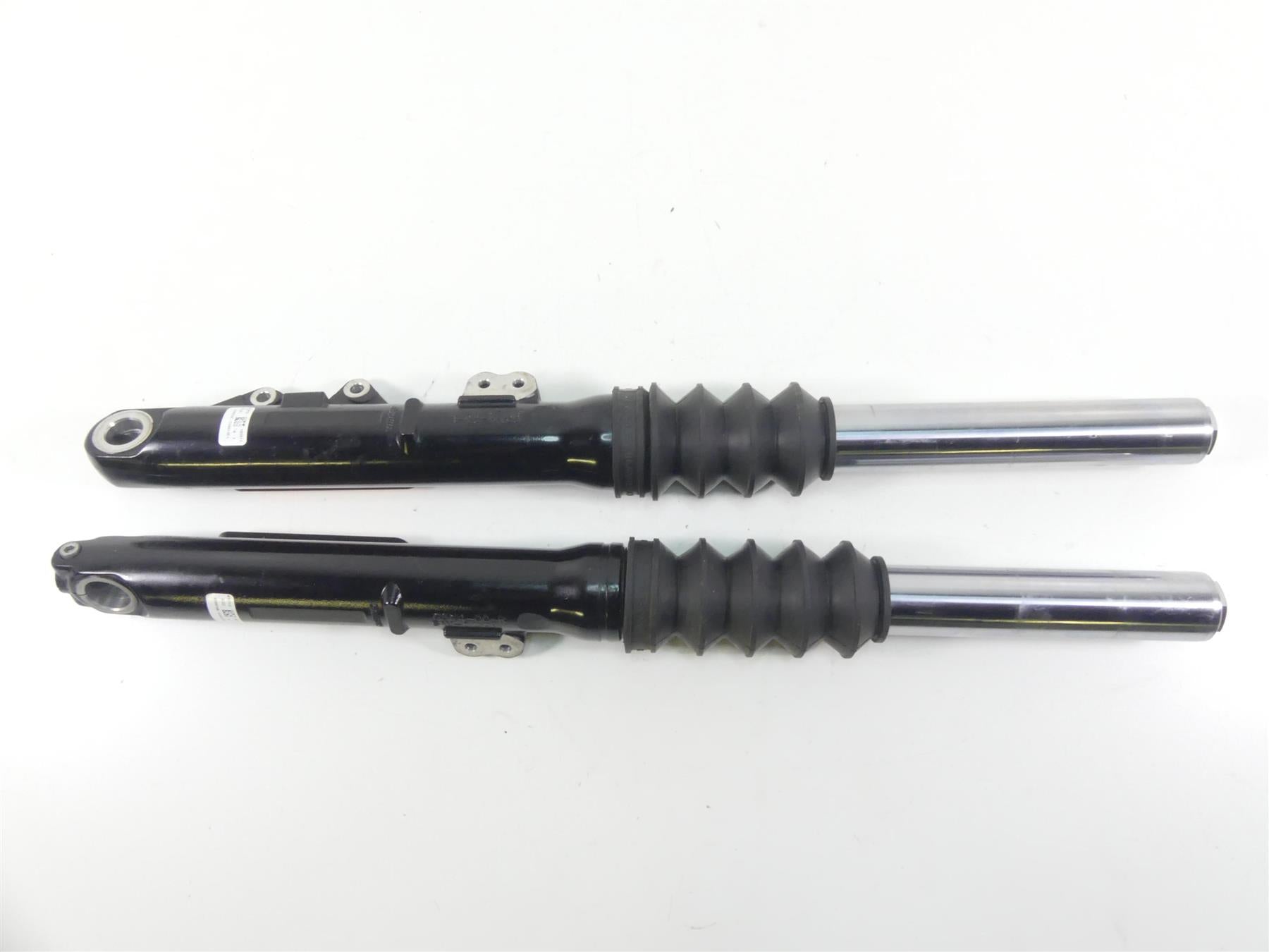 2020 Harley Softail FXBB Street Bob Front Fork Legs Set - 49mm 45400166 45400167 {{ shop.shopifyCountryName }} - Mototech271