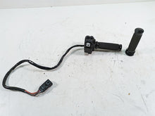 Load image into Gallery viewer, 2009 Harley Touring FLHTCU Electra Glide Right Control Switch - Read 71684-06A | Mototech271
