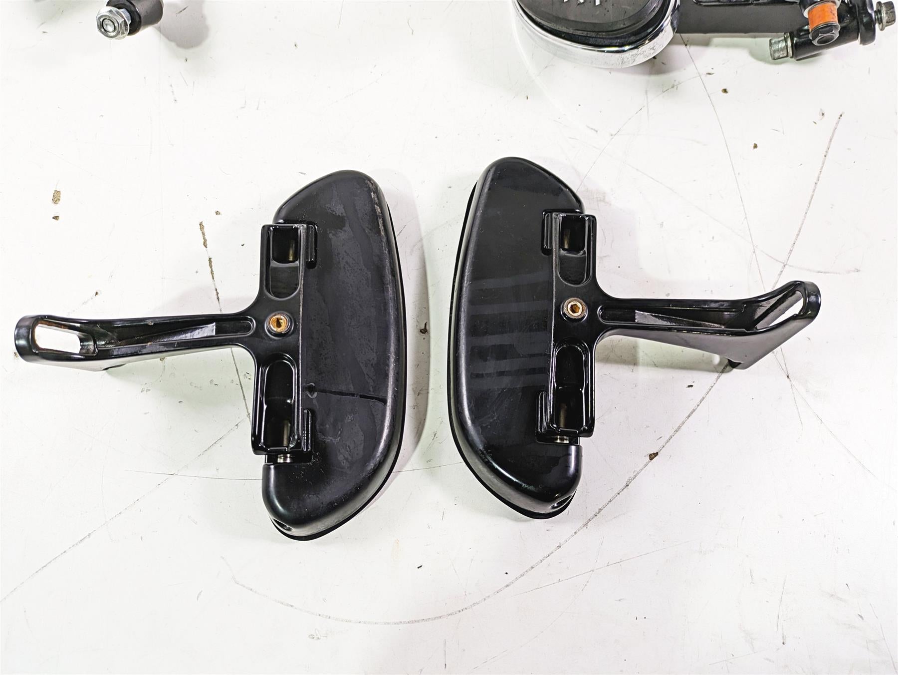 2016 Harley Touring FLTRX Road Glide Complete Front Rear Floorboard Set 50683-04 {{ shop.shopifyCountryName }} - Mototech271