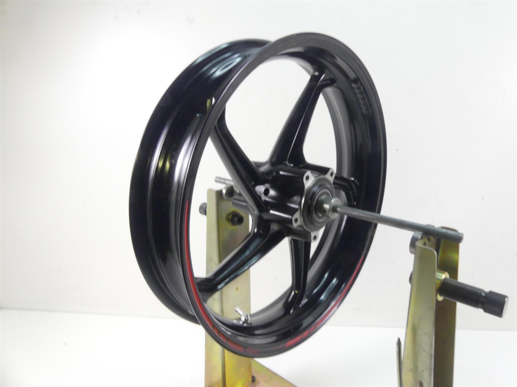 2018 Mv Agusta Brutale 800 RR Front 17x3.5 Wheel Rim - Read 8000C4427 {{ shop.shopifyCountryName }} - Mototech271