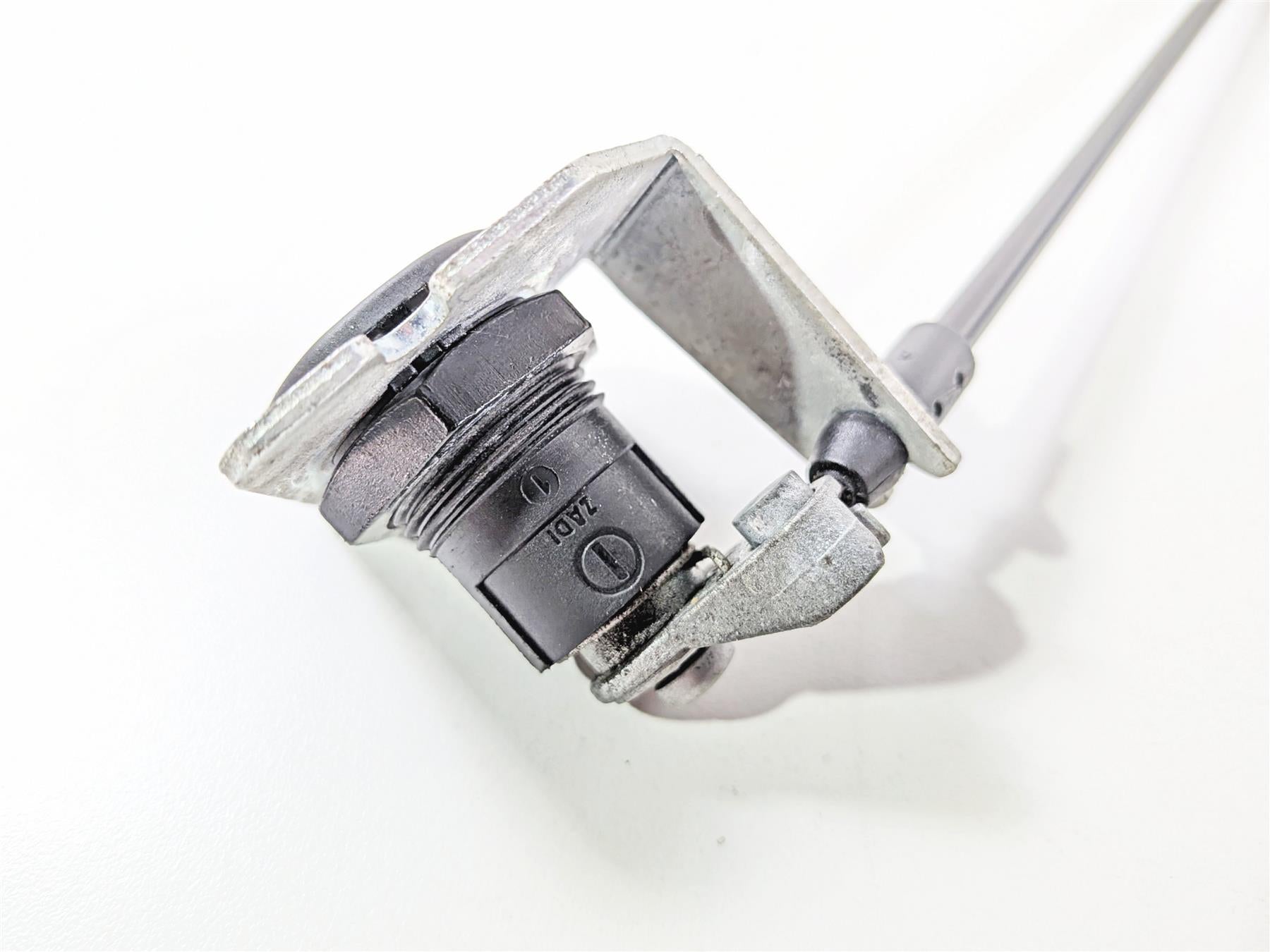 2016 Aprilia RSV 1100 Tuono V4 Factory Gauge Ignition Switch Set 2D000145 {{ shop.shopifyCountryName }} - Mototech271