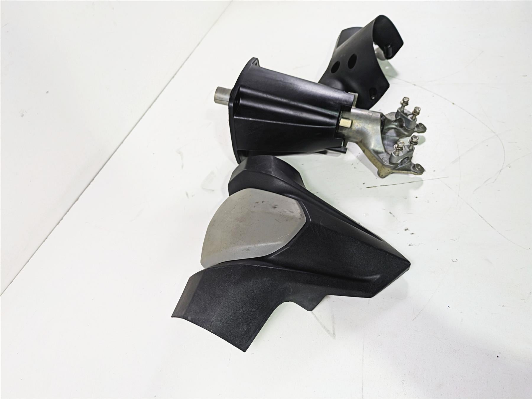 2020 Yamaha Waverunner VX1050 Deluxe Steering Collumn Stem F2X-61400-01-00 {{ shop.shopifyCountryName }} - Mototech271