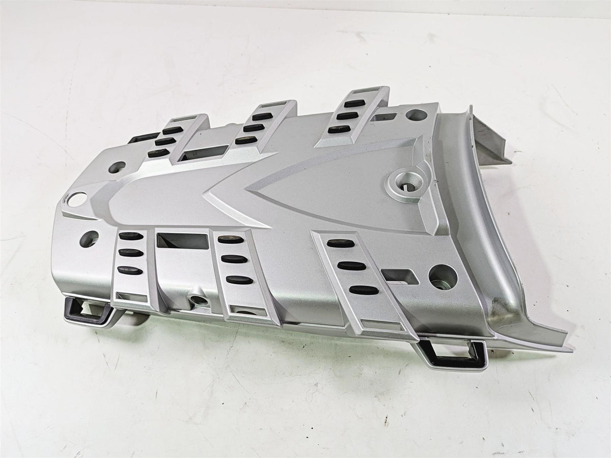 2010 BMW R1200GS K25 Rear Top Luggage Rack Carrier Bracket 46547698454 {{ shop.shopifyCountryName }} - Mototech271